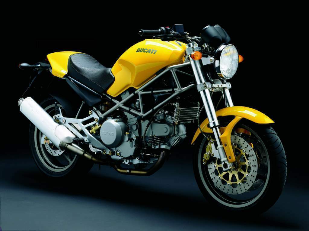 Ducati_M600_1_389b79ac-b262-40eb-9013-c7f2a55993b7.jpg