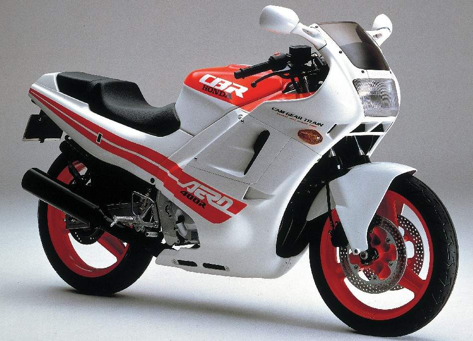 Honda_CBR_400R_86.jpg