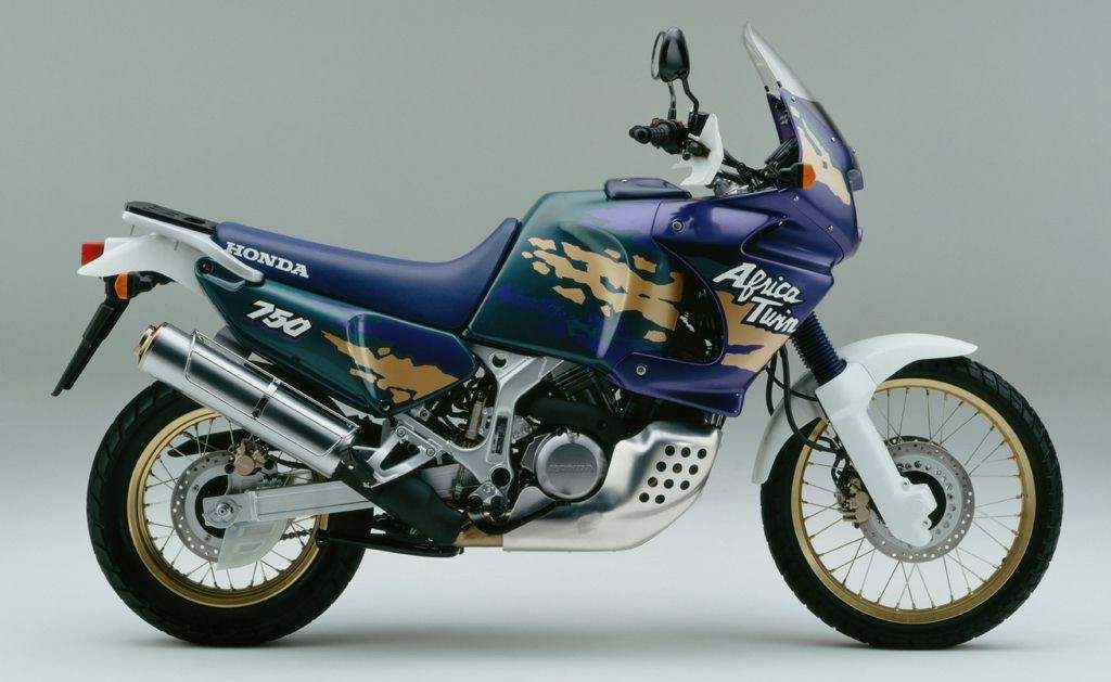 Honda_XRV750_94.jpg