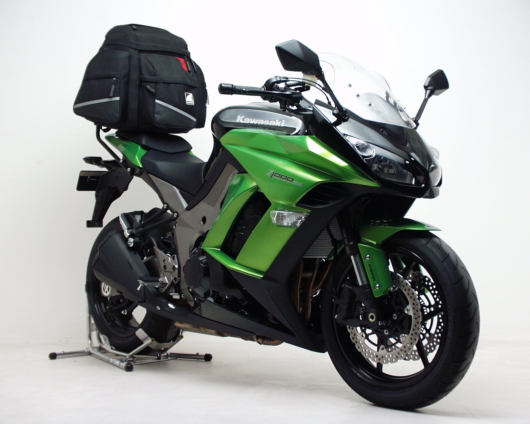 K100B_Front_50abb3e9-3a53-48ac-9aa9-962c703c41a9.jpg