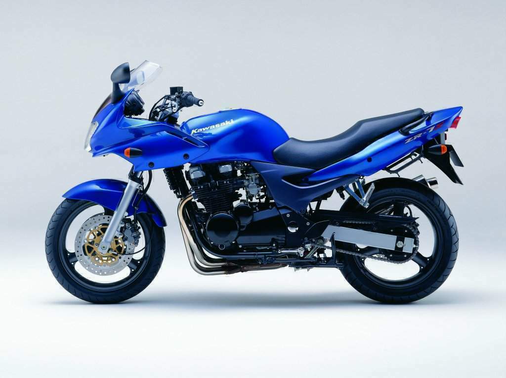 Kawasaki_ZR7S_2.jpg