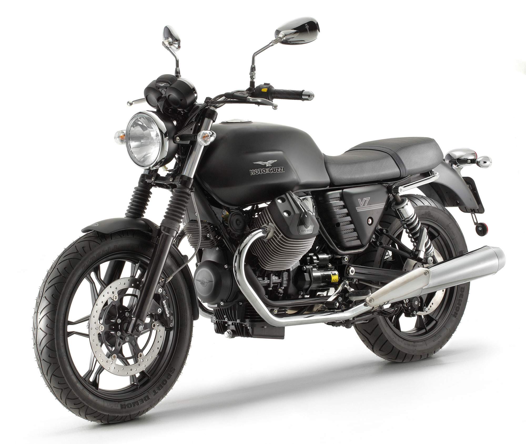 Moto_Guzzi_V7_Stone_13_2.jpg