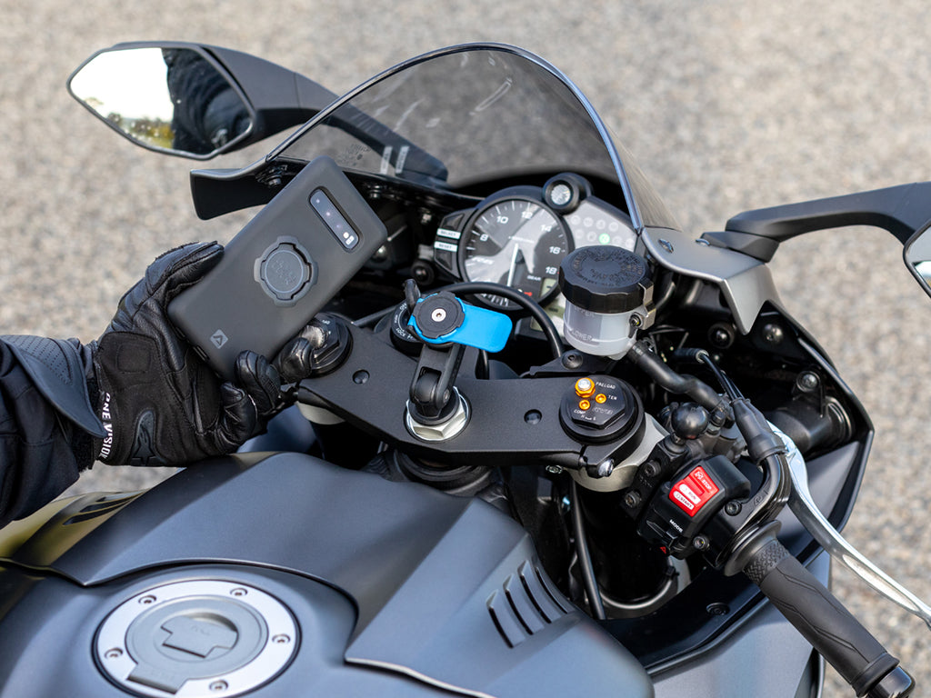 QUADLOCK_FSM_Galaxy_Case_Mount_1024x768_a84b941c-92e2-4c22-a341-a8e9161623b1.jpg