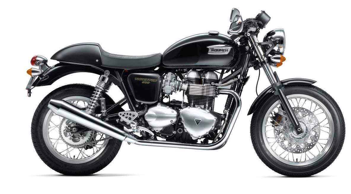 Triumph_Truxston_11_70e3f4ab-3142-4c4d-8cae-b56eecebd003.jpg