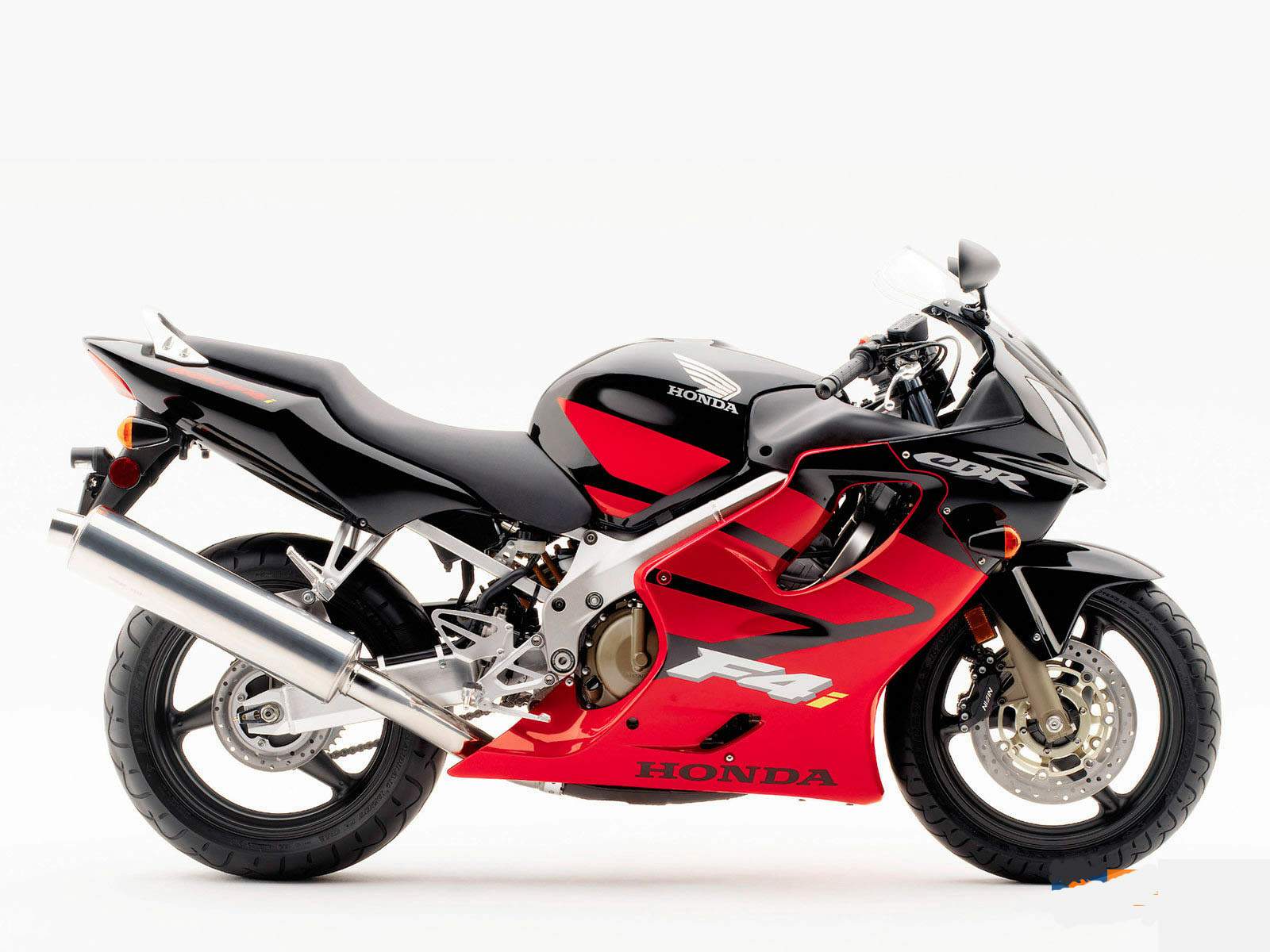 honda_CBR600F4i_04.jpg