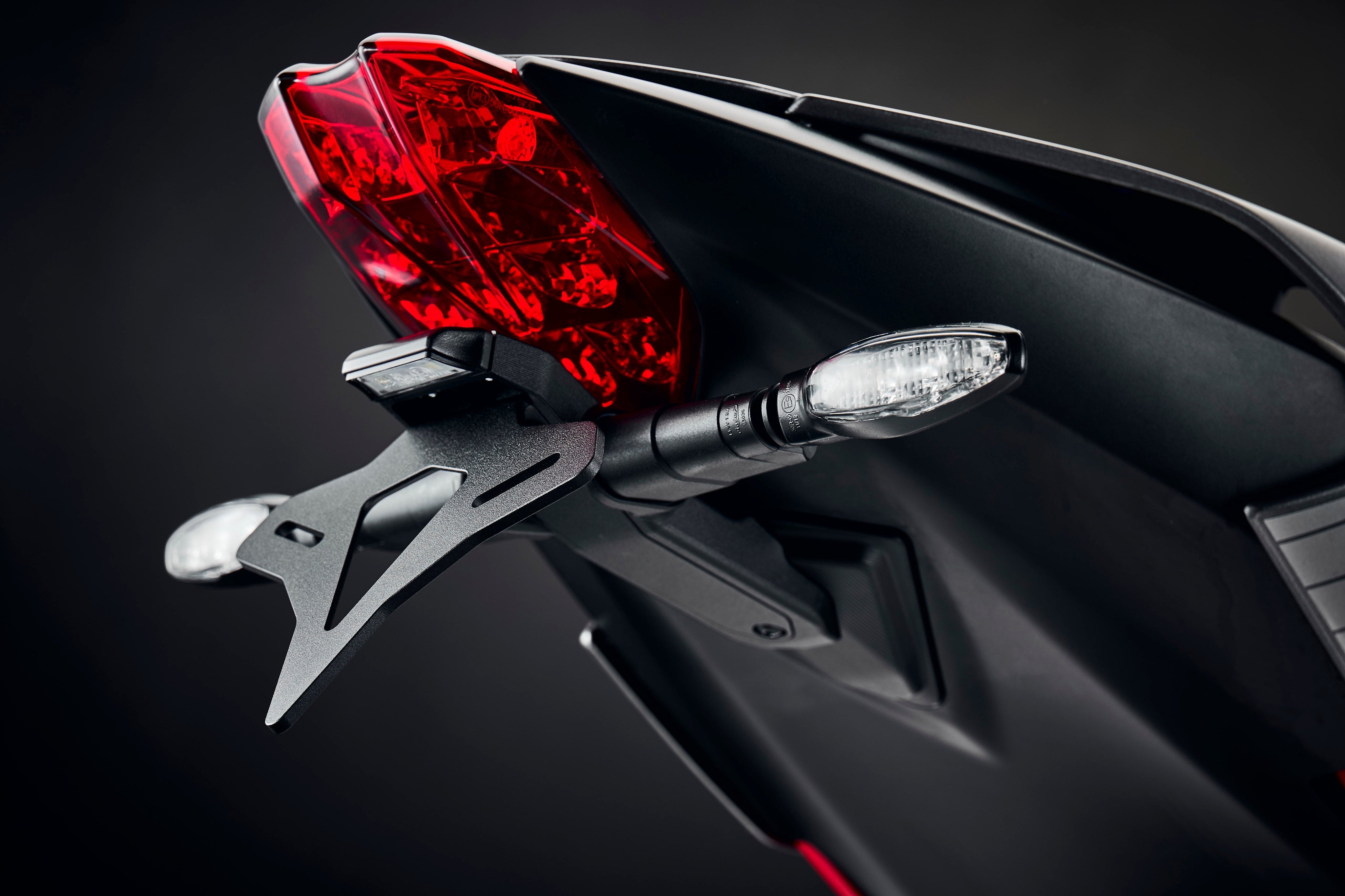 EVOTECH-2022-Triumph-Street-Triple-765-RS-Tail-Tidy-L1170799_28764d72-5a2e-49d7-81f9-b720df3680f7.jpg