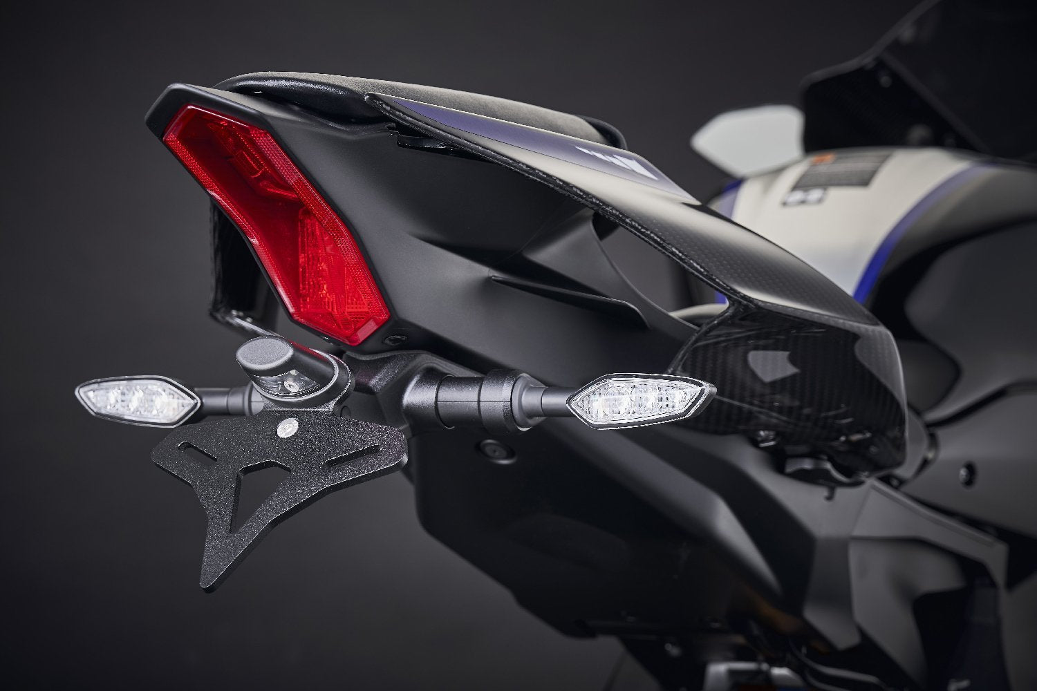 Evotech-2020-Yamaha-R1-M-Tail-Tidy-PRN012265-L1030382_b33b5fe5-320f-4ca5-997f-7e95da9e7f74.jpg