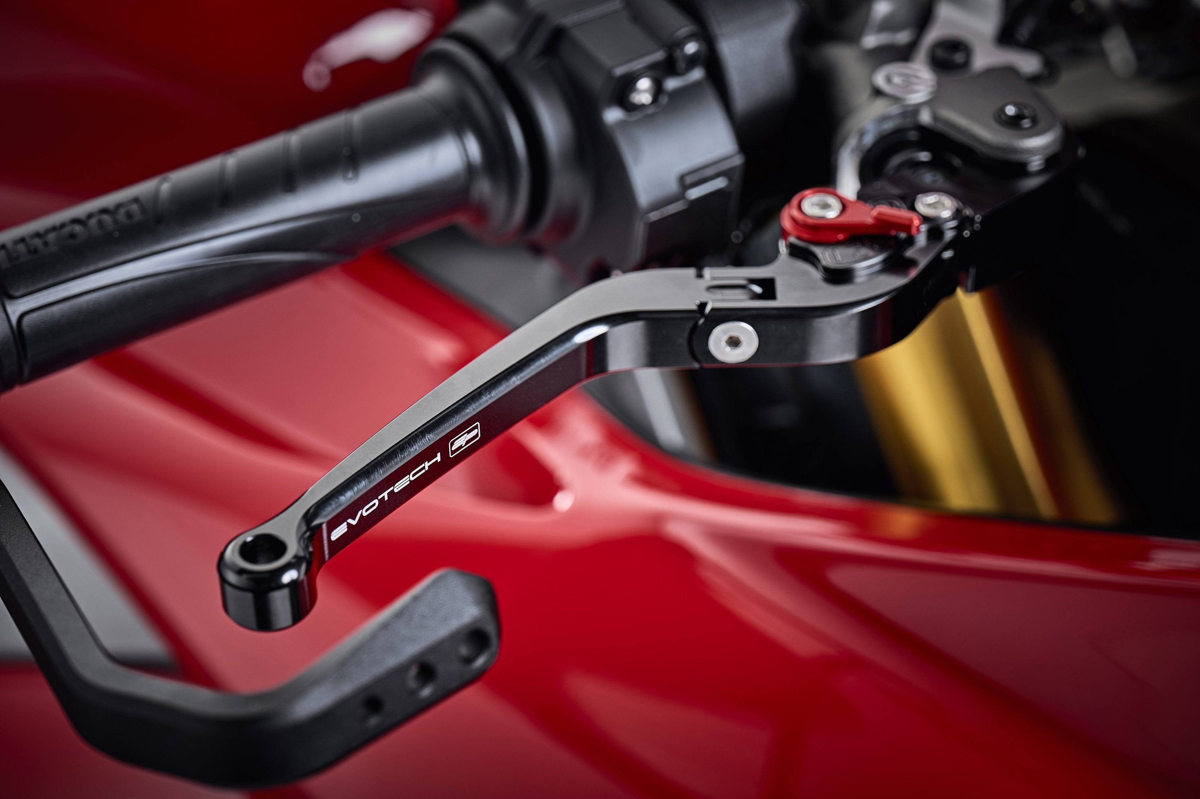 Evotech-Ducati-PanigaleV4S-Brake-Lever-PRN002406-L1050577_893c15f5-84cf-4b4b-80ad-03325c44a56f.jpg