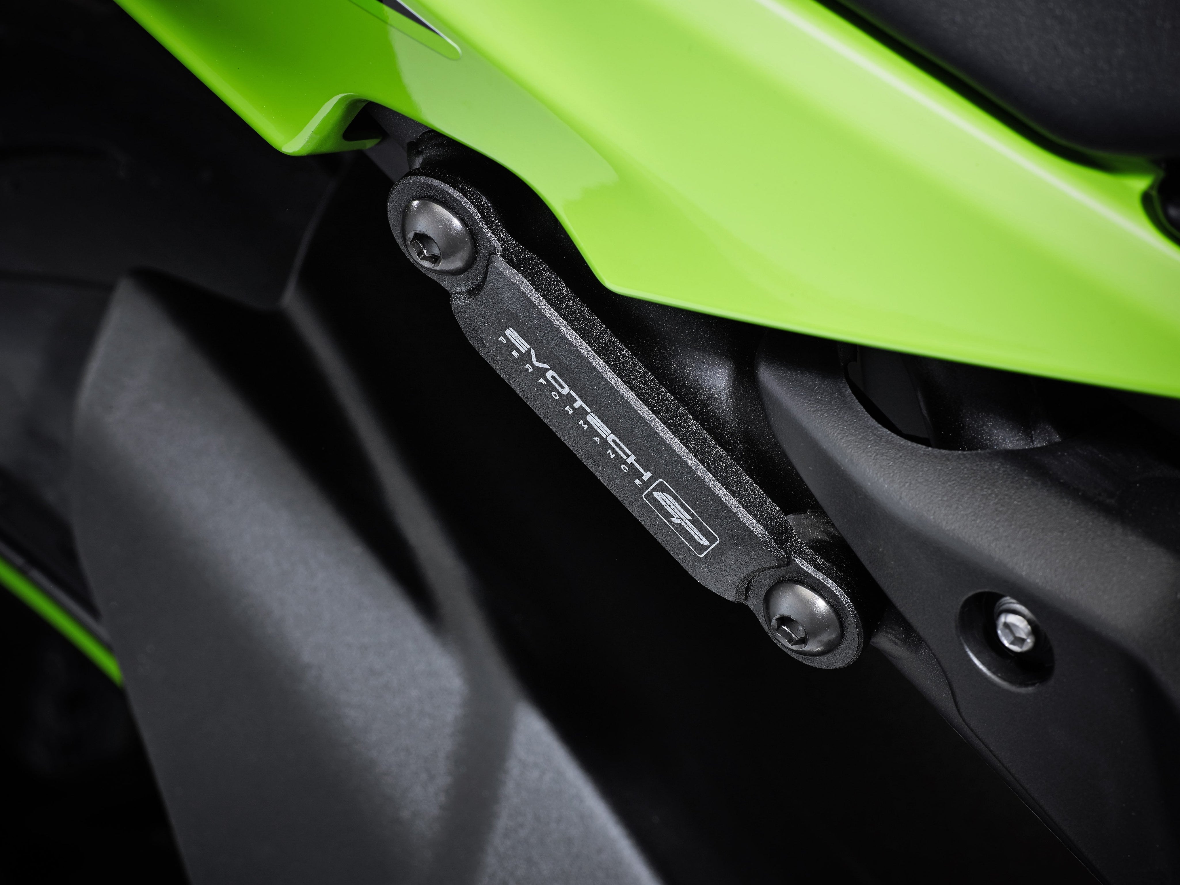 EP Kawasaki Ninja 650 footrest Blanking Plate Kit (2017+)