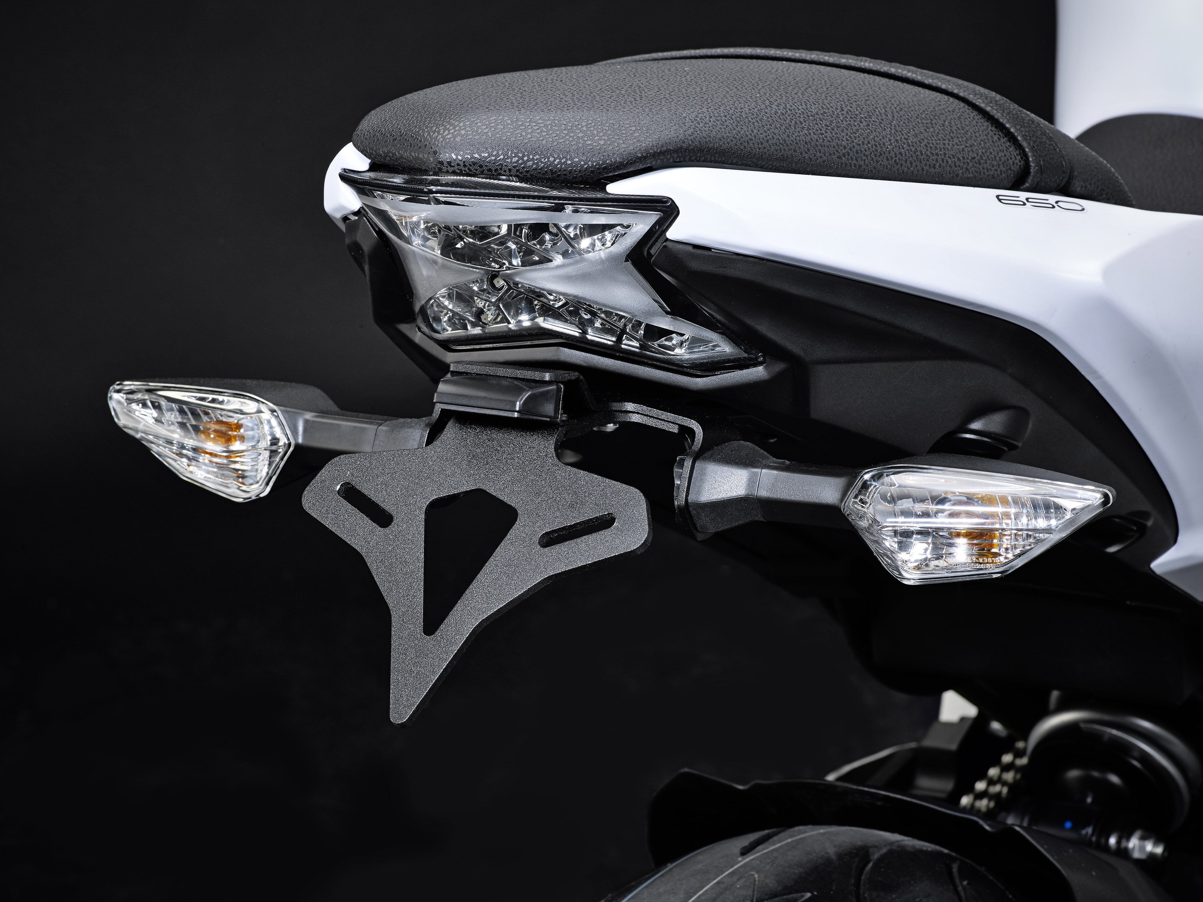 Evotech-Kawasaki-Z650-Tail-Tidy-PRN013661-55566.jpg