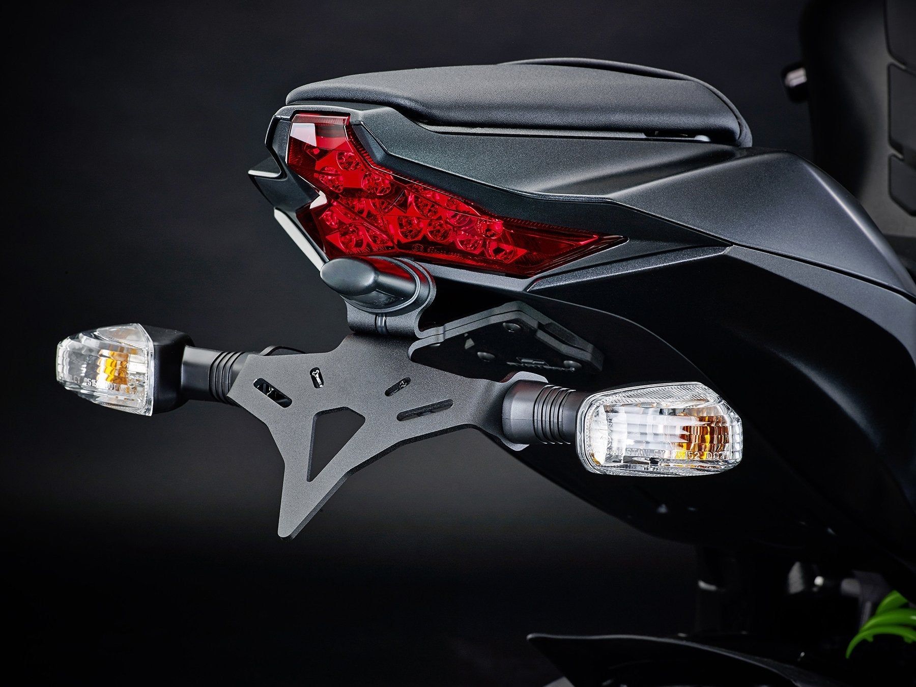 Evotech-Kawasaki-ZX10R-Tail-Tidy-PRN012955-49616_d8f61729-0382-4ccc-b102-8c918a63da3f.jpg