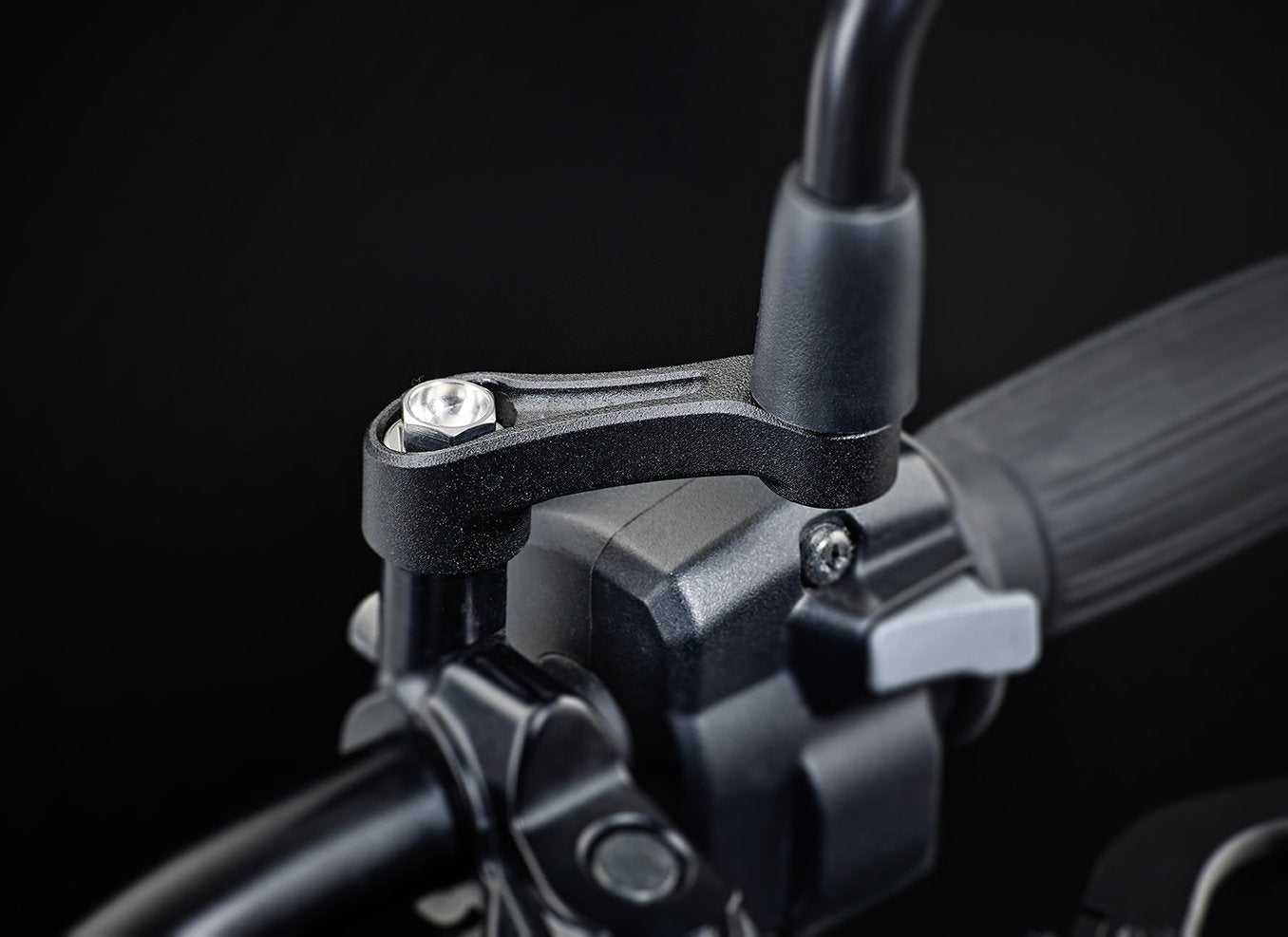 Evotech-Triumph-Street-Twin-Mirror-Extension-PRN011545.jpg
